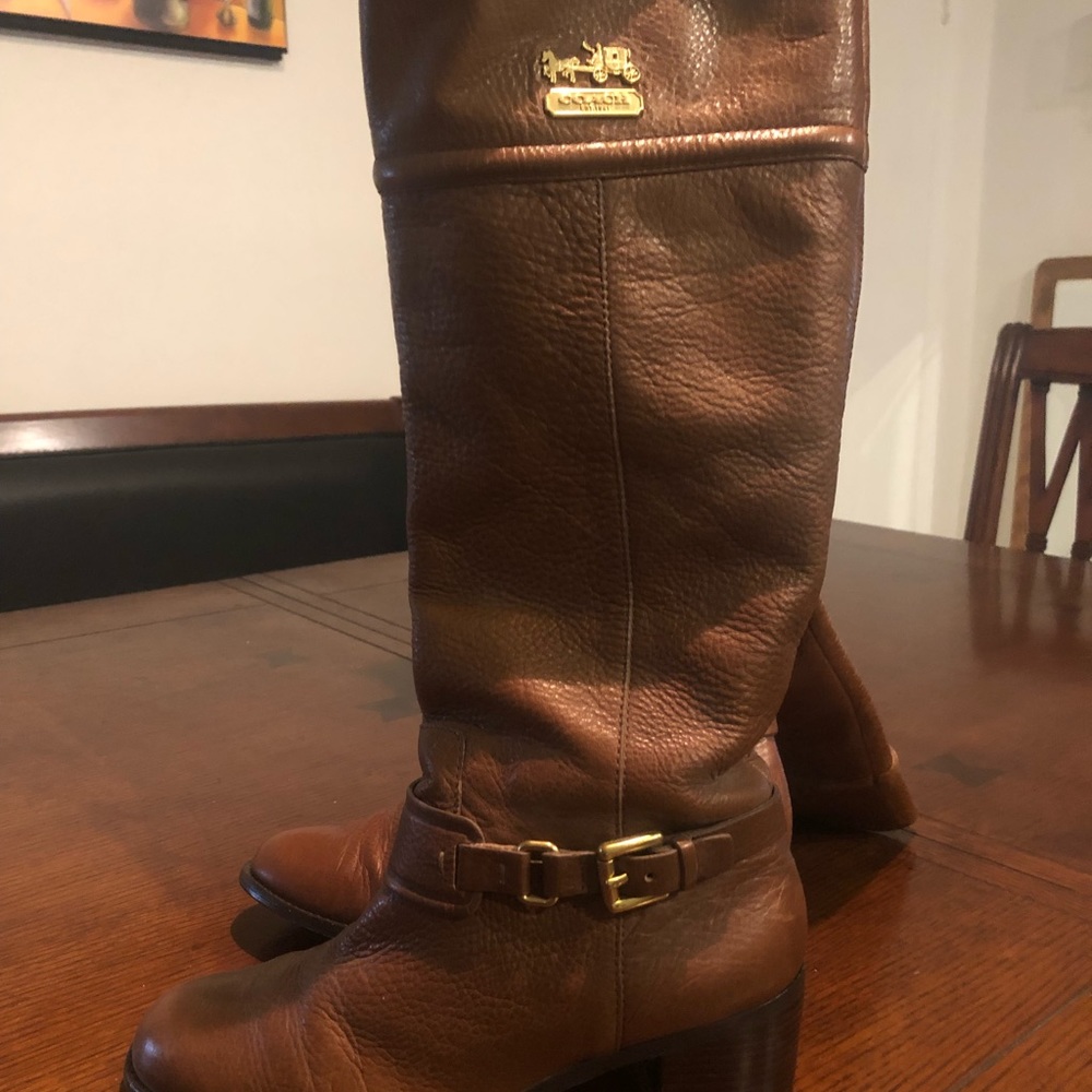 Coach boots